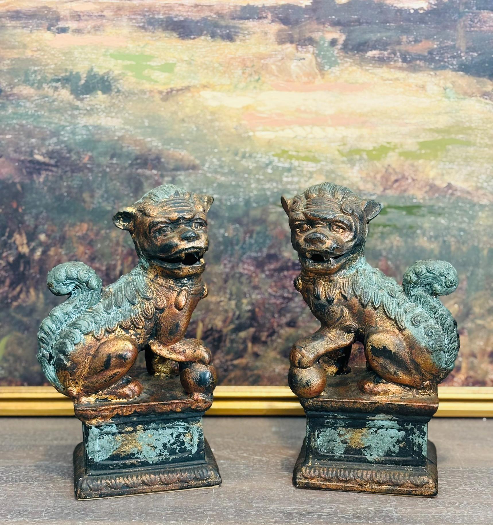 【送料込み】アンティーク　フードッグ　Foo Dogs 希少アンティーク Large Vintage 18” Chinese Foo Dogs Gilt Carved Wooden