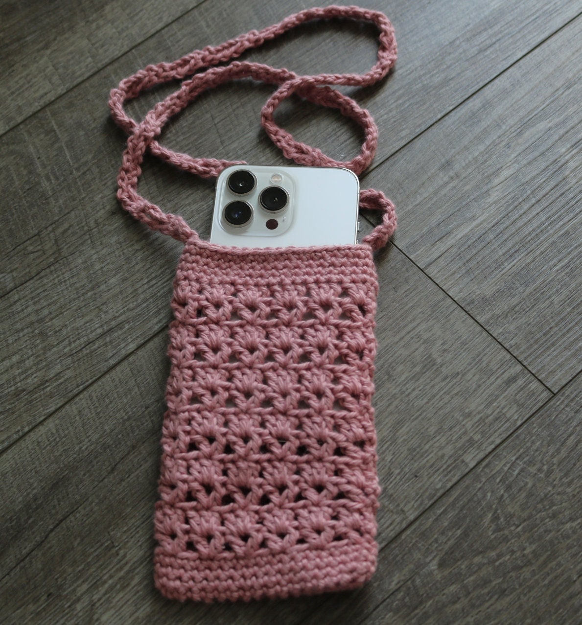 Crochet Cell Phone Bag with Recycled Aluminum Pop-Tops - Black Mini Charm |  NOVICA