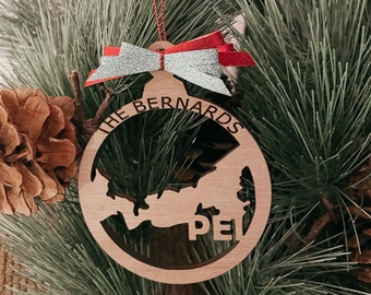 Family name and place ornament - Laser Cut Wood, Ornament, Christmas ornament, Custom ornament