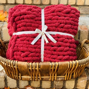Chunky Knit Blanket, Cozy Blanket, Chunky Blanket, Knit Blanket, Chunky Knit Throw, Knitted Blanket, Chenille, Chunky Yarn Blanket, Blanket