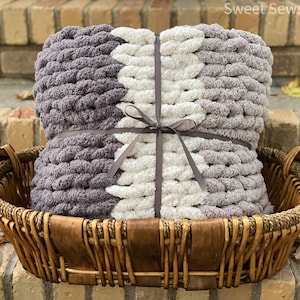 Chunky Knit Blanket – Oversized Chenille Throw | Handmade Cozy Throw | Gift for Her / Christmas