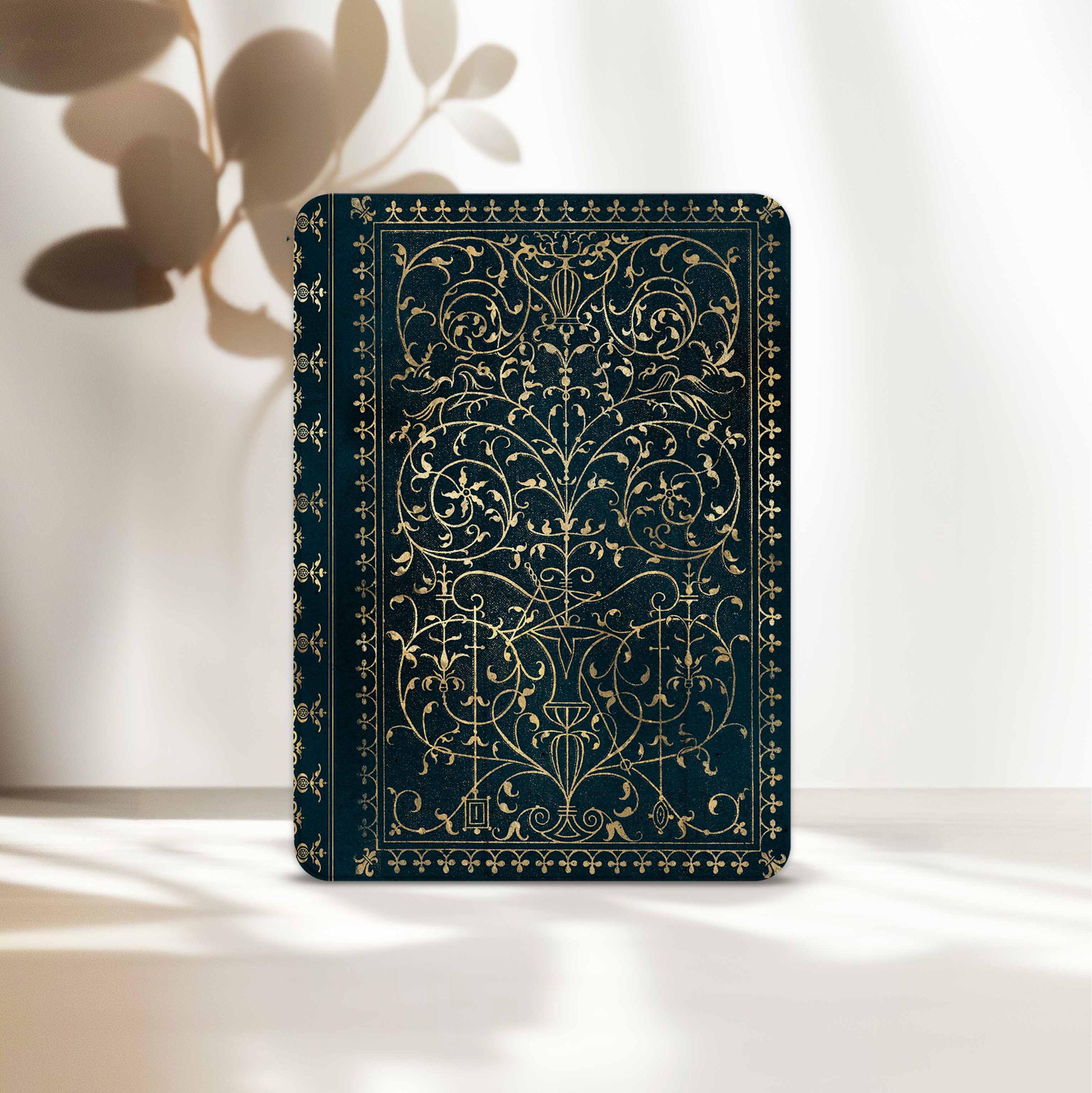 Old Book iPad Case 10.2 Inch Vintage iPad Air 5th 10.9