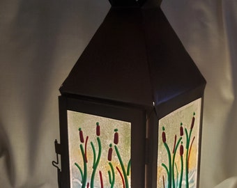 Lantern, Nightlight w/Cattails, metal, electric