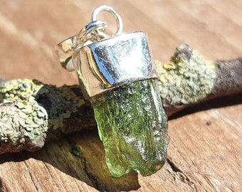 Moldavite pendant necklace, Genuine Czech certified moldavite pendant