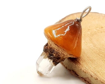 Cottagecore mushroom necklace with crystal quartz, Cottagecore nature jewelry mushroom pendant
