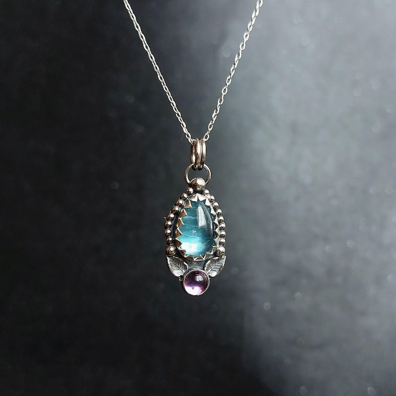 Paraiba blå kyanit och ametisthänge i sterlingsilver, hantverkssmycken med naturliga ädelstenar bild 3