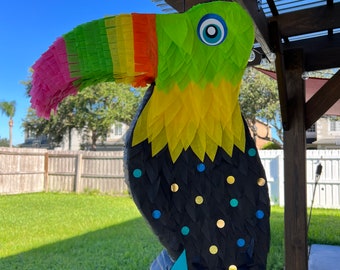 Toucan Pinata