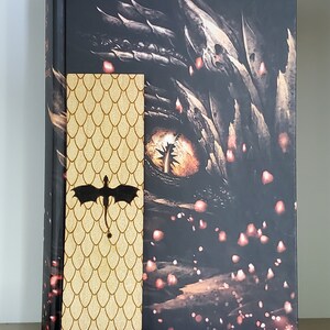 Officially Licensed Fourth Wing by Rebecca Yarros Andarna&#39;s golden scales with Tairn silhouette ultra thin wooden bookmark