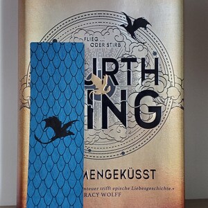 Officially Licensed Fourth Wing by Rebecca Yarros, Xaden&#39;s dragon, Sgaeyl&#39;s blue scales and daggertail silhouette ultra thin wooden bookmark