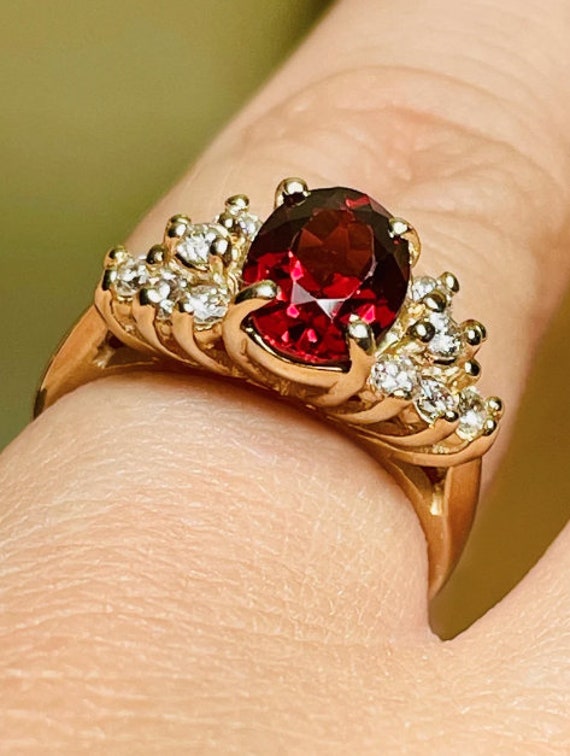 14K Gold Garnet Diamond Ring - Estate Jewelry siz… - image 1