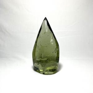 1.3 Kgs | Andara Crystal Clear Moss Green with Bubble Monatomic Polished