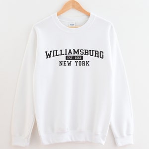 Williamsburg New York Crewneck Sweatshirt Williamsburg Crewnecks