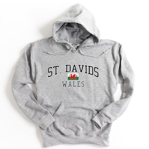 St David&#39;s Wales Crewneck Sweatshirt St David&#39;s Wales Crewneck