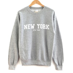 New York City Sweatshirt / New York Women&#39;s Sweatshirt / New York Men&#39;s Crewneck