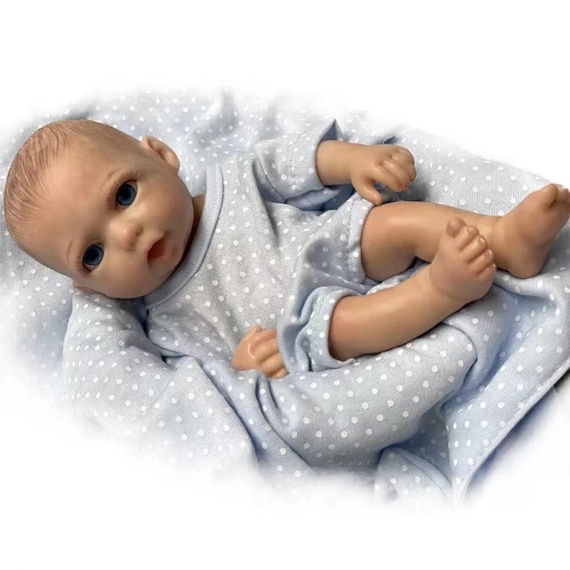 Reborn Baby Doll 6 pulgadas Silicone Boy Doll Mini Reborn Baby Palm Doll  Realista Cuerpo completo de silicona Hecho a mano 1 muñeca 2 juegos de ropa  -  España