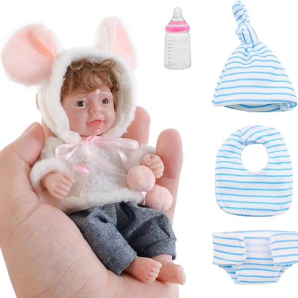 Reborn Baby Puppe 6 Zoll Silikon Junge Puppe Mini Reborn Baby Palm Puppe Realistische Voll Silikon Körper Handgemacht (Eine Puppe + 2 Sets Kleidung)