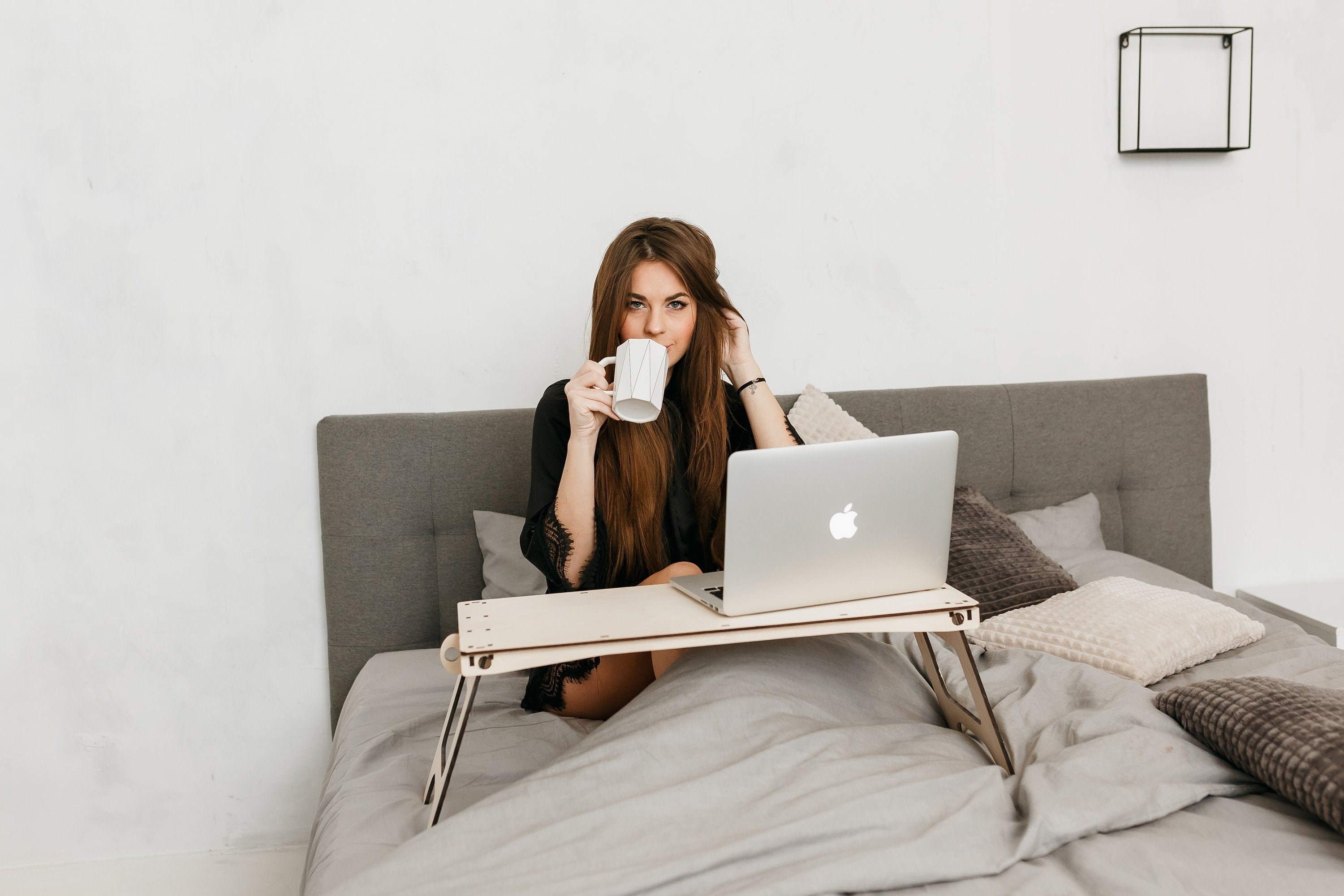Under bed laptop table deals