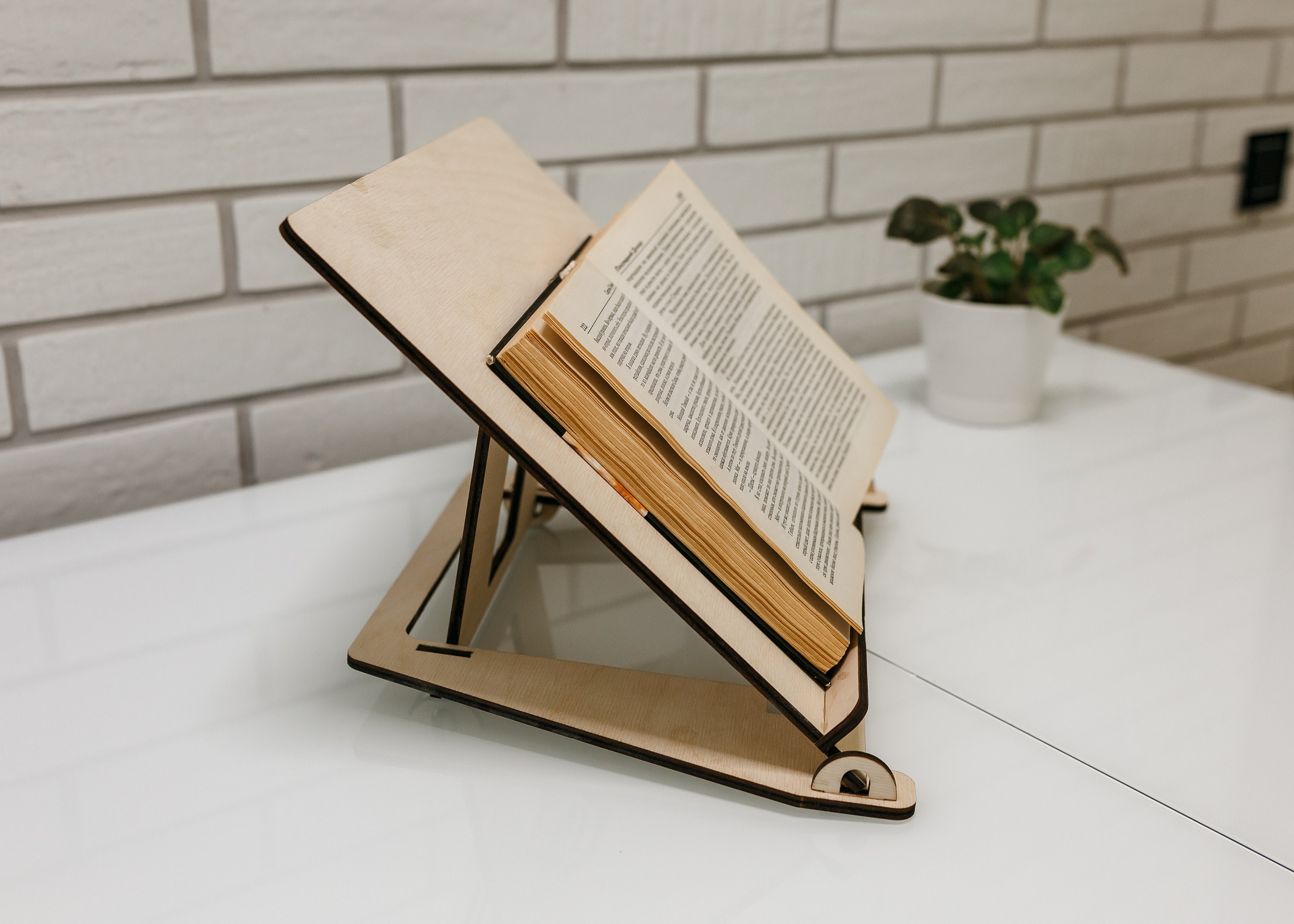 Support de livre portable, repose-livre pliable, support de support de  lecture en bois, planche à dessin réglable, chevalet de table, support pour  iPad -  France