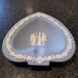 Vintage Wedgewood light blue Jasperware spade shaped trinket dish