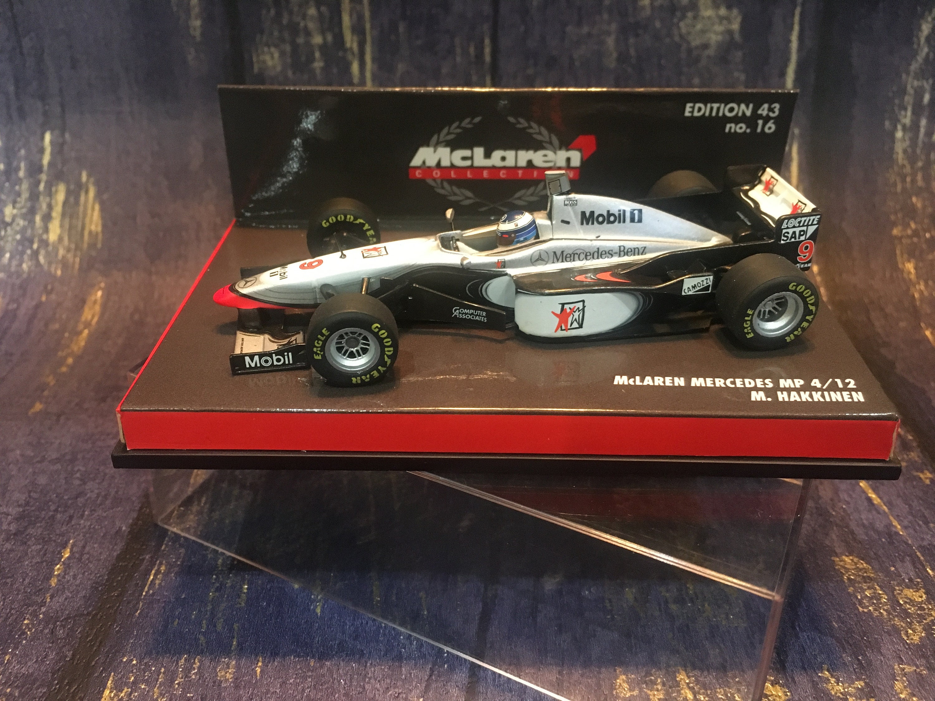 Minichamps #10 West McLaren Mercedes Mp4-12 D. Coulthard 1