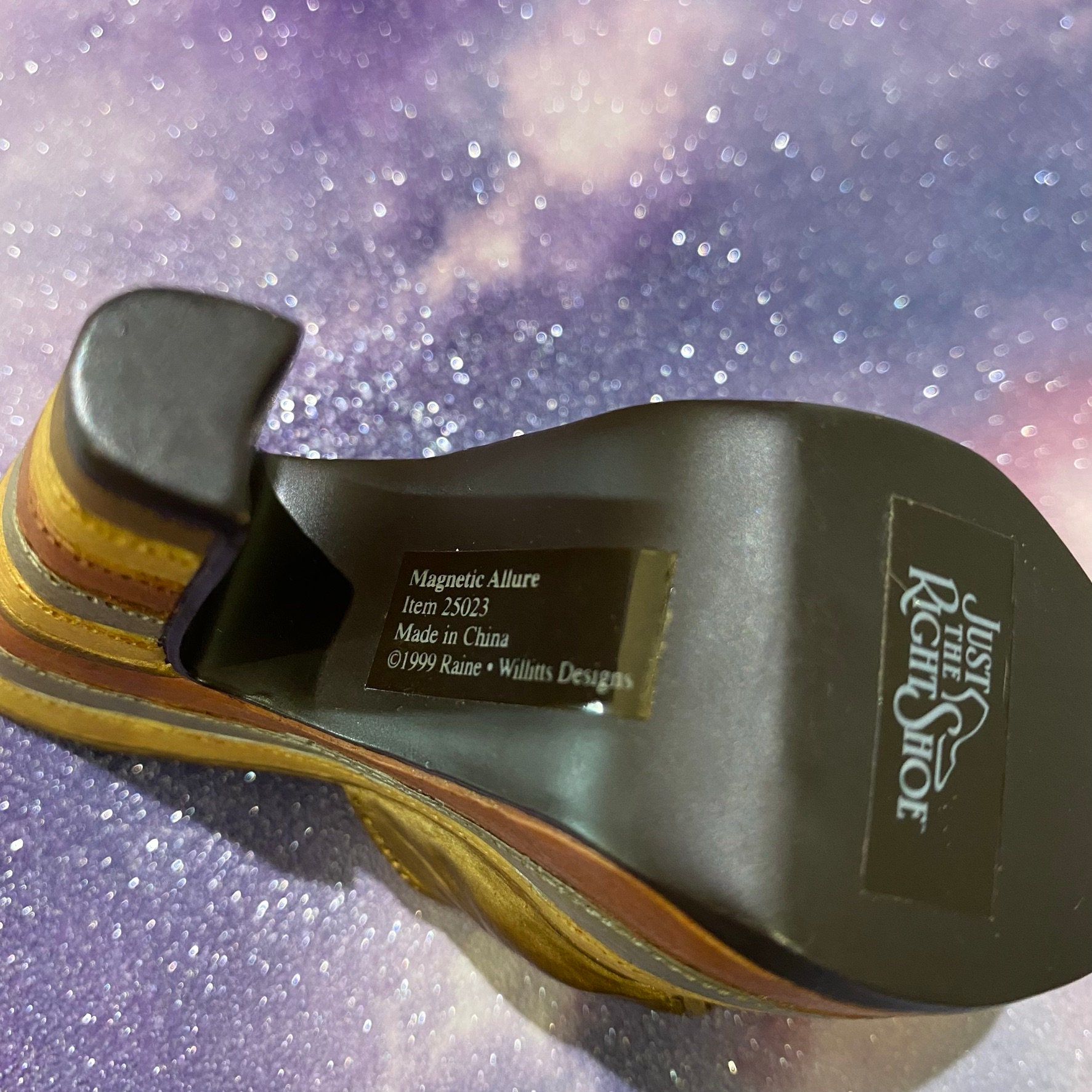 Just The Right Shoe Magnetic Allure Ornament // Raine Willits 