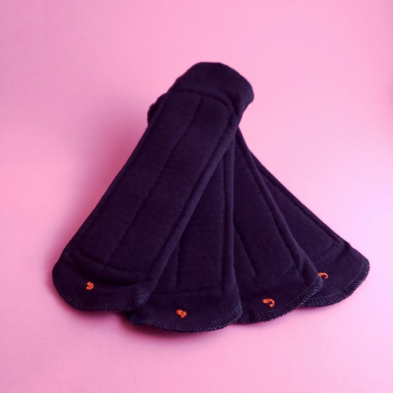 Pack of MIX flow Period Cloth Pads/Liners/Regular/Heavy Flow/With Eco-PUL & Organic Cotton/Soft Absorptive Core/starter black cotton set image 10