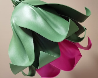 Elegant and unique 30th birthday gift for her, green and pink floor lamp, emerald light accent, casual home decor, strong Pink photo props