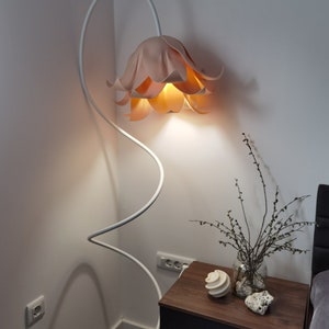 Modern floor lamp for warm,elegant home,Powder rose/beige standing lamp, bluebell shaped light shade, Unique housewarming or birthday gift, image 7