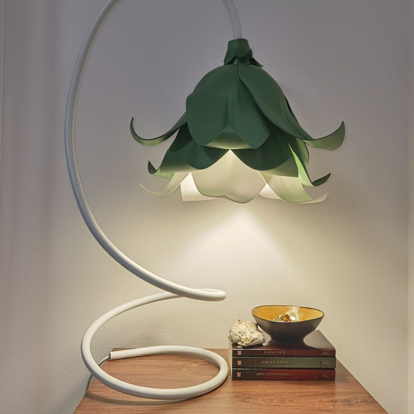 lampe de bureau vert émeraude d'inspiration vintage pour une maison confortable, lampe de bureau du milieu du siècle, lampe de table verte, lumière pédante incroyable