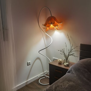 Modern floor lamp for warm,elegant home,Powder rose/beige standing lamp, bluebell shaped light shade, Unique housewarming or birthday gift, image 5