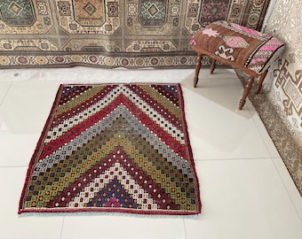 3x4 Handwoven Turkish Kilim Rug 3.1x3.5ft: Red & Green Tribal Flatweave, Vintage Bohemian Decor