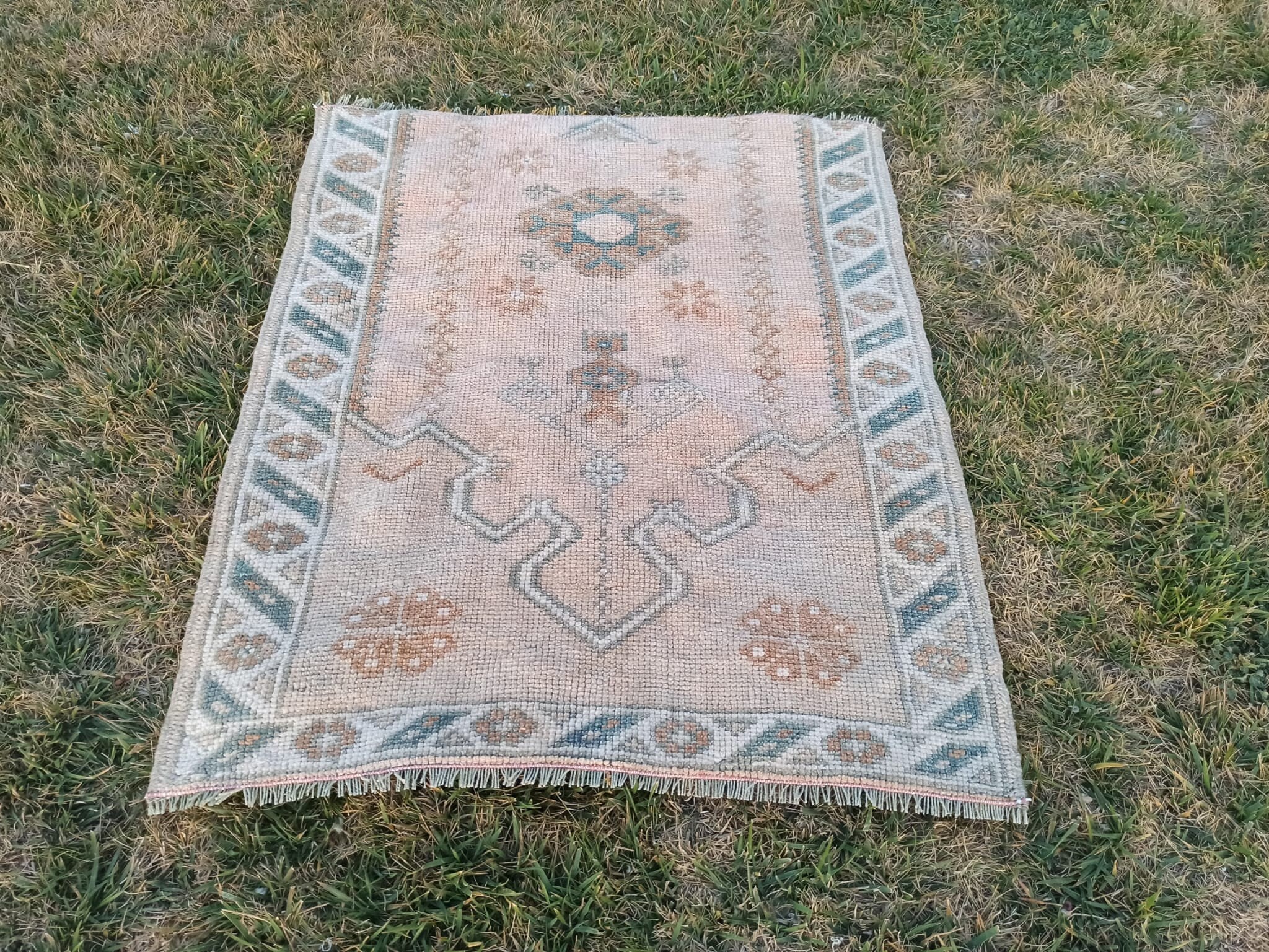 Handmade Vintage Turkish Oushak Rug: Small Wool Doormat Runner - Etsy