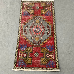 Handmade Red Turkish Wool Rug: Small Boho Doormat (1.5x3.0 ft)