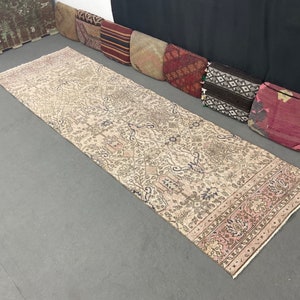 Vintage Oushak Runner Rug: Handknotted Turkish Wool, 3x10