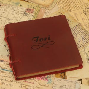 Album da disegno in pelle personalizzato, diario in pelle ricaricabile con carta Kraft, diario quadrato e orizzontale, regalo di compleanno e anniversario