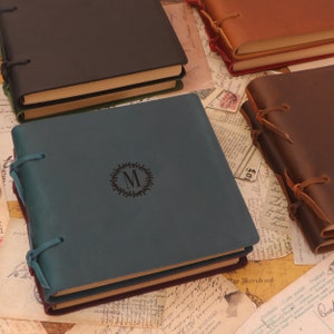 Quaderno in pelle monogrammato, taccuino in carta kraft ricaricabile, regalo di laurea, Natale, compleanno, quaderno vuoto per artisti, diario robusto