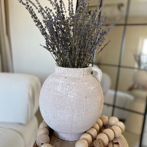 Vase blanc en terre cuite texturée Décoration d'intérieur rustique image 3