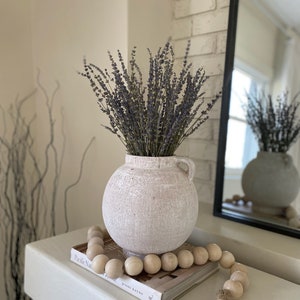 Vase blanc en terre cuite texturée Décoration d'intérieur rustique image 2