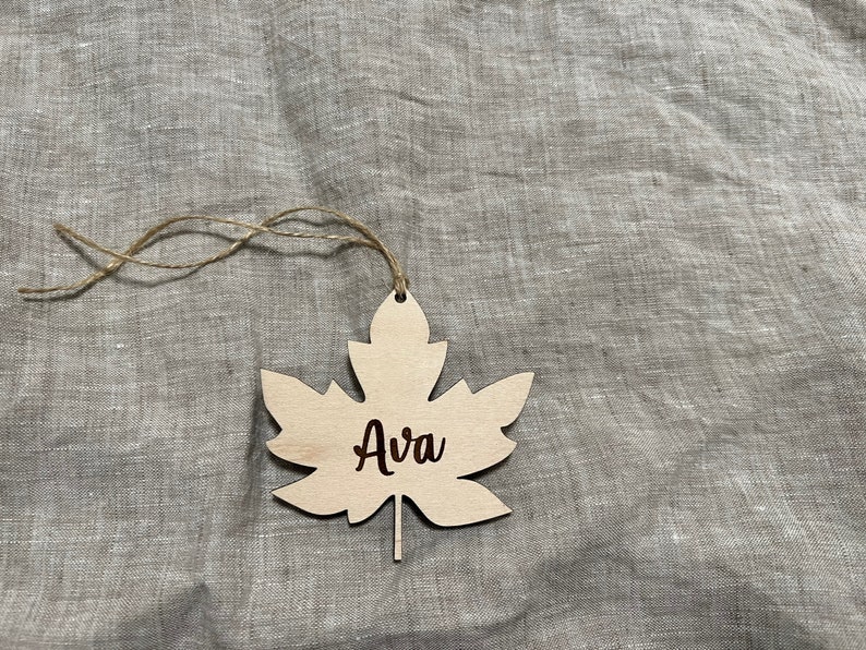Wooden Leaf Name Tag // Thanksgiving Name Tag // Engraved Leaf Name Tag ...