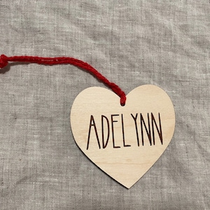 Wooden Heart Name Tag // Engraved Heart Name Tag // Valentine’s Day Name Tag // Valentine’s Gift Tag // Valentine’s Day gift tag