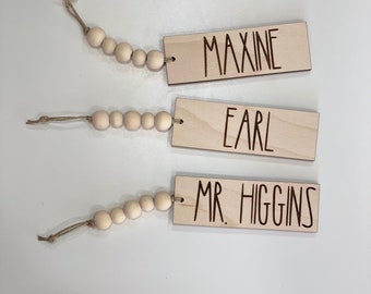 Wooden Name Tag with beads // Engraved Name Tag // Christmas Stocking Tag // Christmas Gift Tag // Christmas Name Ornament