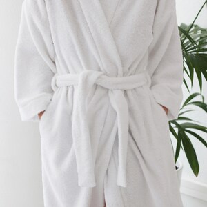 Robe Sewing Pattern - the Carnegie Robe - Etsy Canada