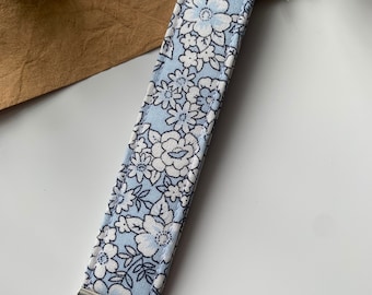 Bracelet porte-clés floral bleu, cadeaux faits à la main, lanière, porte-clés