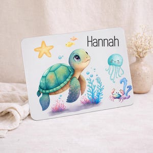Gepersonaliseerd ontbijtplankje met naam // Snackplankje voor kinderen / Plastic snijplank, duurzaam en robuust / Schildpad