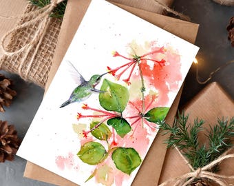 Tarjeta de felicitación con impresión artística original: acuarela de colibrí y flores de madreselva.