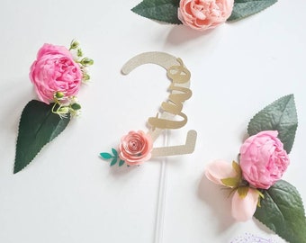 Personalised birthday cake topper with paper flowers, perfect for celebrating 2nd birthdays. 1st birthday and others ages available.