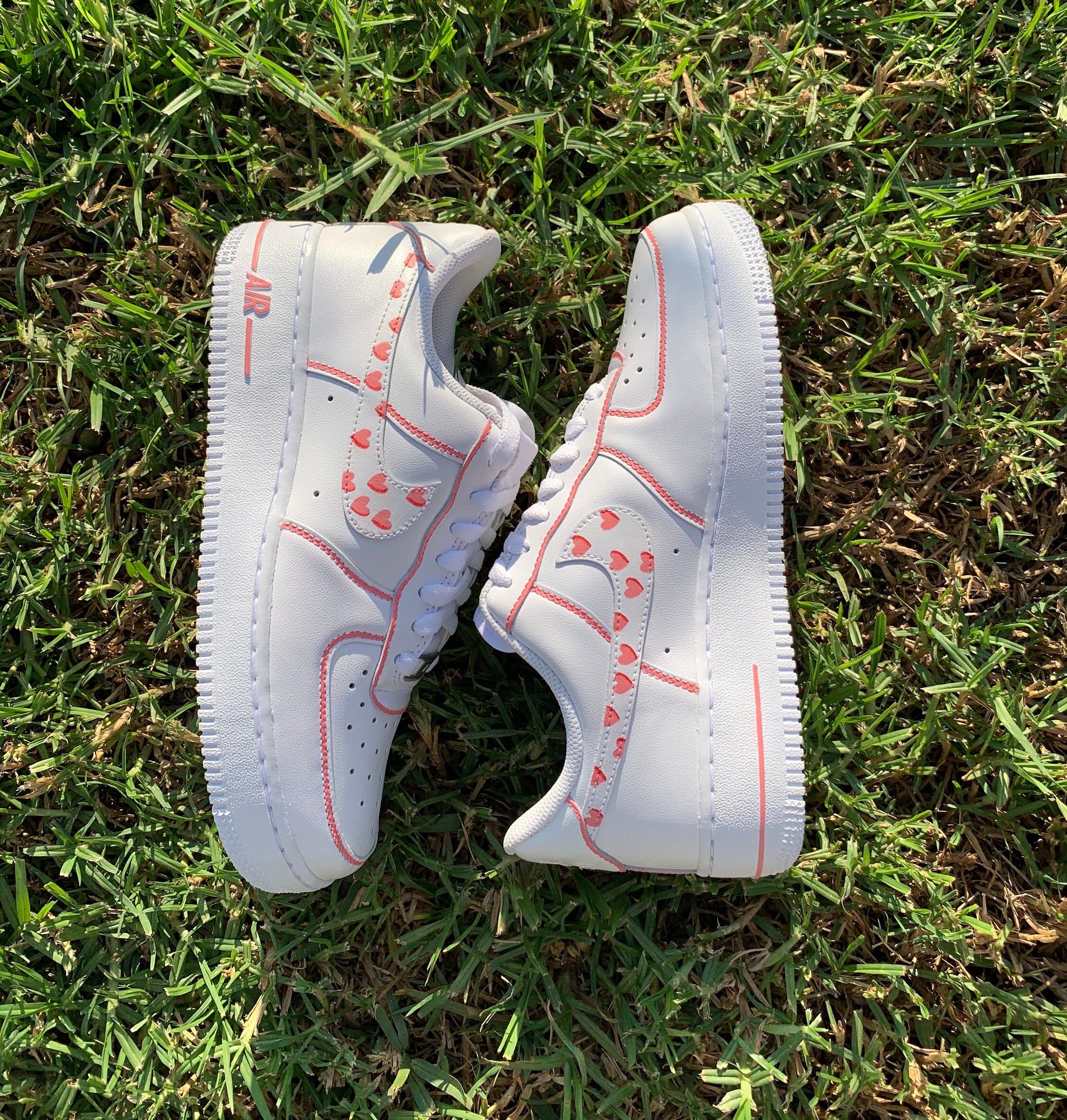 Pink air force shop ones with heart