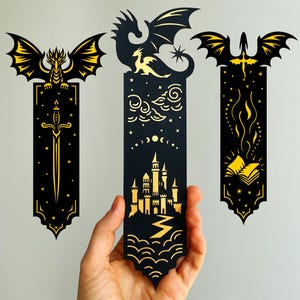 Modello SVG per segnalibro a forma di drago, segnalibro di carta fantasy per amanti dei libri, file di taglio SVG digitale per progetti Cricut, segnalibro fai da te a strati.