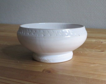 Handmade small bowl , White, Minimalist, Scandinavian, Artisan, Farmhouse, Simple, Elegant, Cooking, Baking, Home, Traditional, Boho
