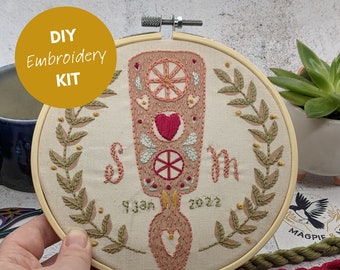 DIY Welsh lovespoon embroidery hoop kit/dusky pink print/personalise/cotton canvas/6” hoop creative kit/mindful crafts/suitable for beginner